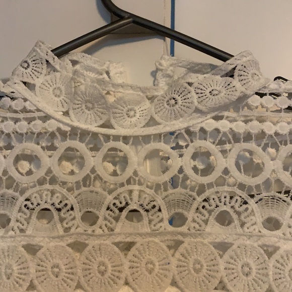 Beautiful white lace midi dress - Picture 2 of 4